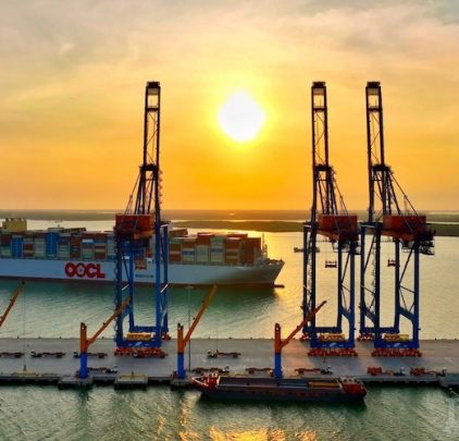 Xuất khẩu được đà tăng tốc